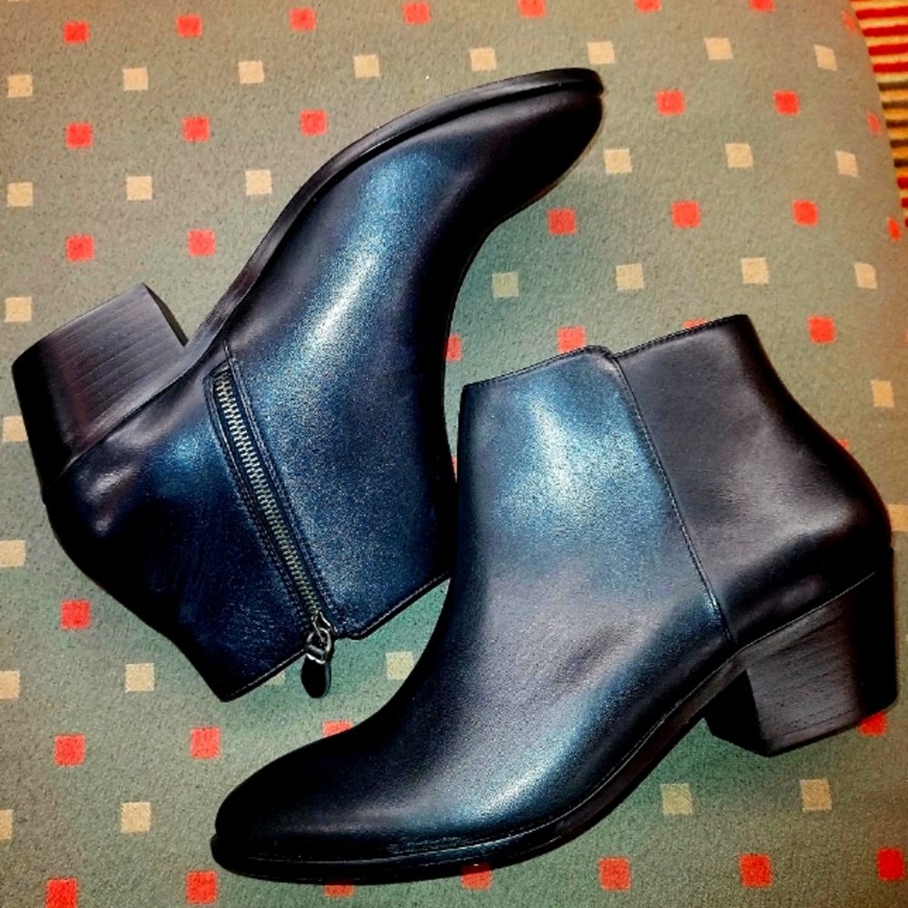 Thursday Boot Co Everyday Womens Chunky Heel Minimalist Handcrafted New